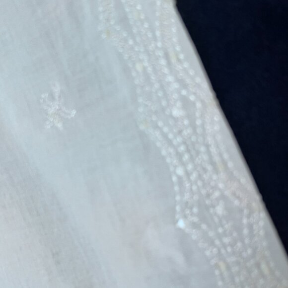 Ann Taylor Womens Top Size 4 Cream Boho Embroidered Semi Sheer V-Neck 3/4 Sleeve - Picture 5 of 11